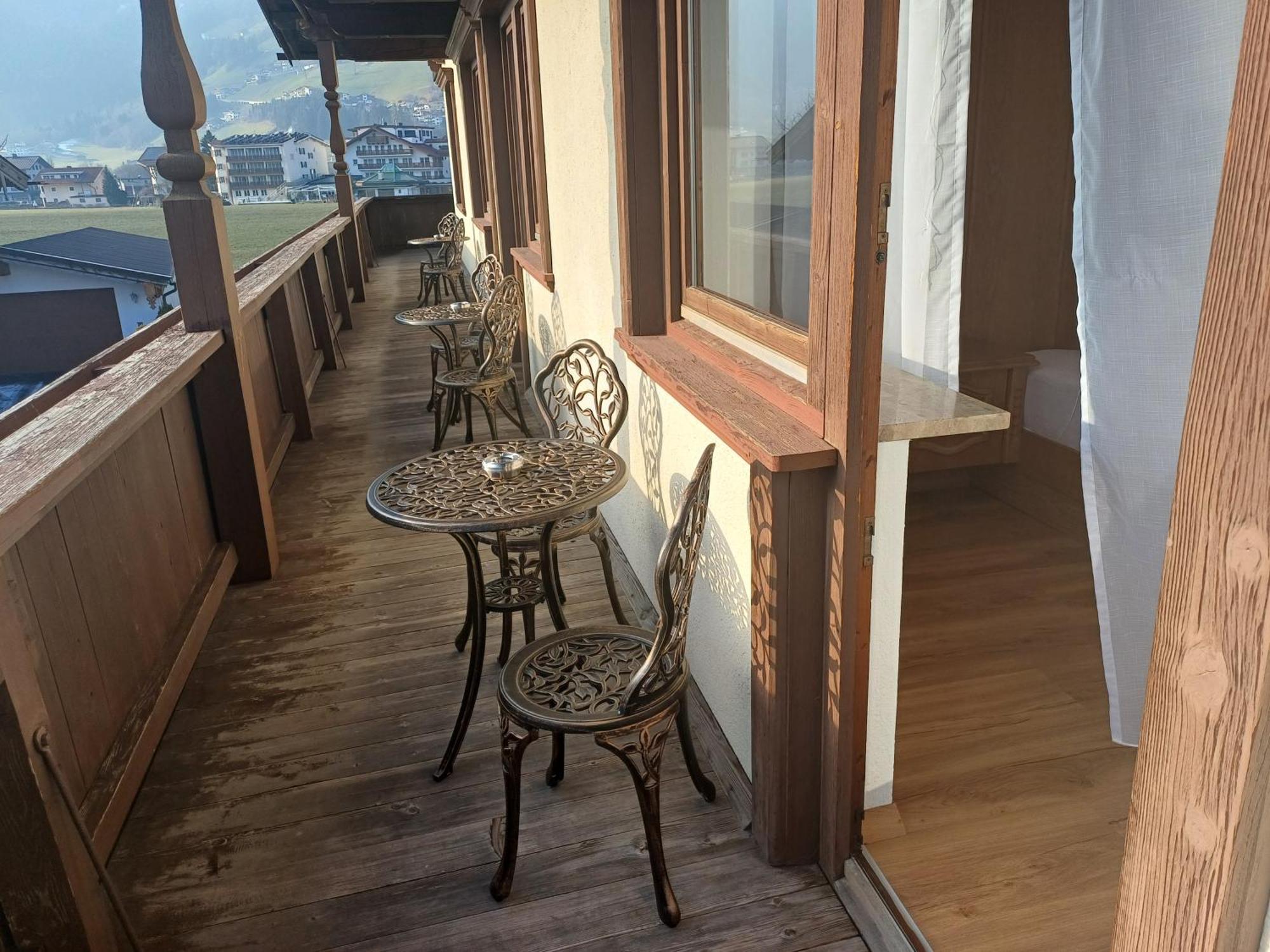 Gaestehaus Berta Zell am Ziller Cameră foto